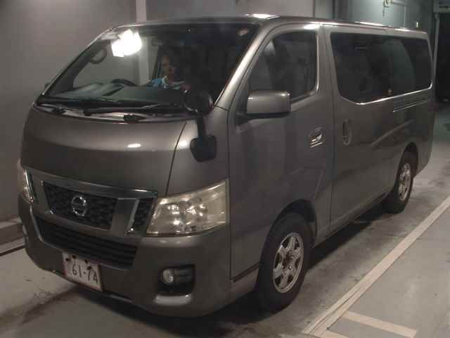 2012 Nissan NV350 Caravan 4WD ロングプレミアムGX auction photo 4