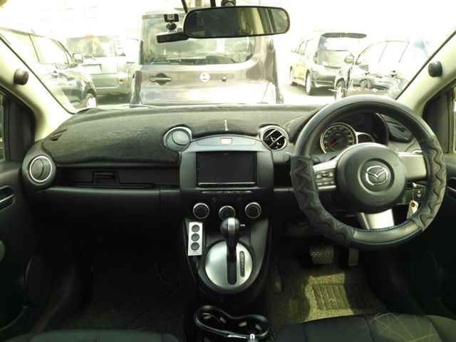2012 Mazda Demio 13C-V auction photo 8