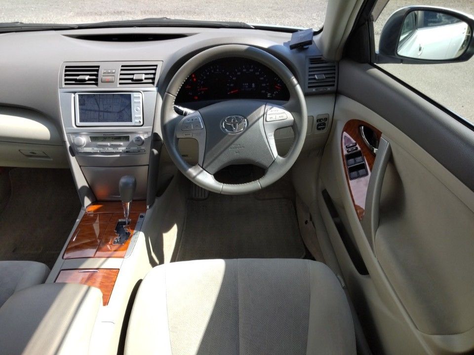 2011 Toyota Camry auction photo 3