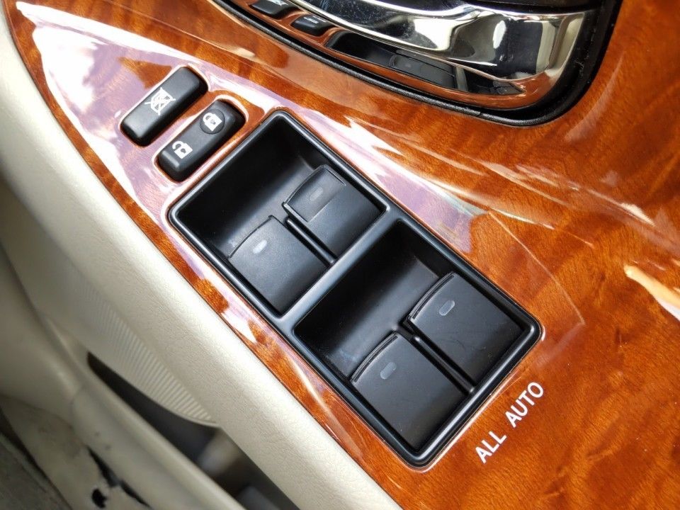 2011 Toyota Camry auction photo 14