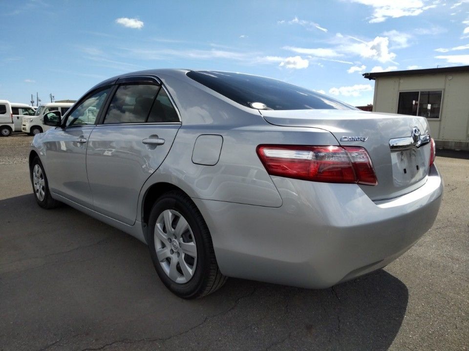 2011 Toyota Camry auction photo 6