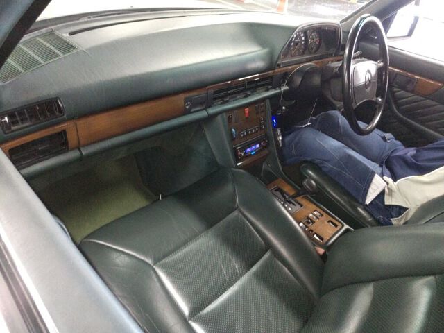 1994 Mercedes-Benz S-Class 300SE auction photo 3