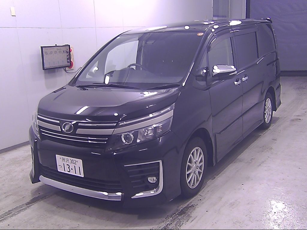 2016 Toyota Voxy ZS Kira II 7 people auction photo 4