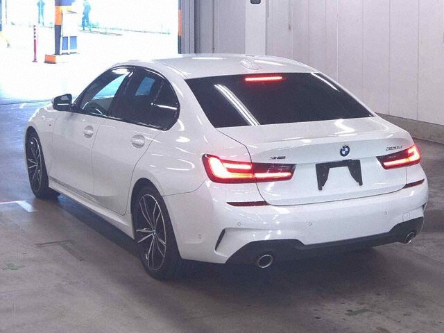 2019 BMW 3 Series 320DXDRIMスポツ 4WD auction photo 2