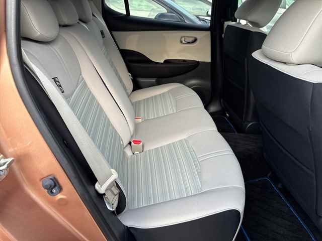 2022 Nissan Leaf G auction photo 7
