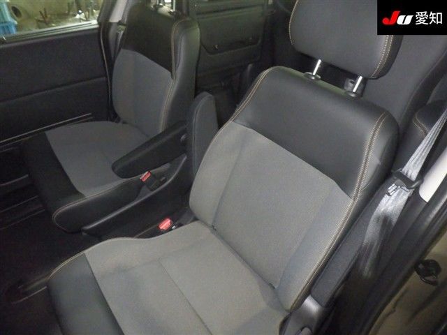 2026 Honda Freed e:HEV Crosstar auction photo 4