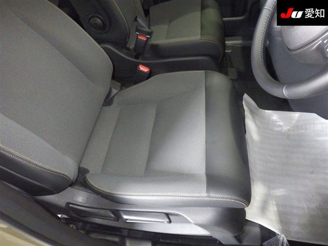 2026 Honda Freed e:HEV Crosstar auction photo 6