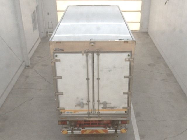 2018 Isuzu Elf 冷蔵・冷凍車 auction photo 3