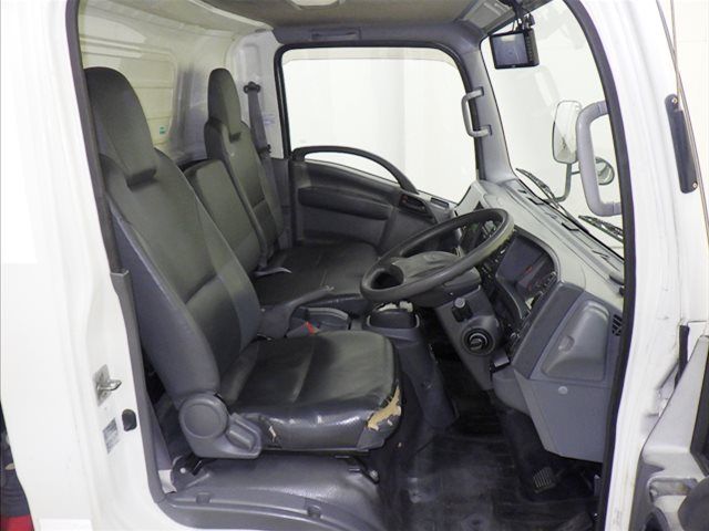 2018 Isuzu Elf 冷蔵・冷凍車 auction photo 6