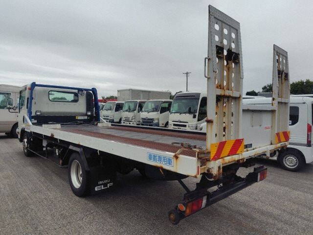 2016 Isuzu Elf Seksai auction photo 2