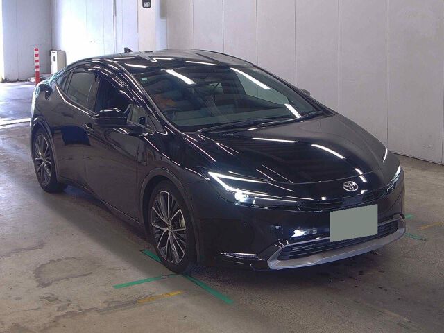 2024 Toyota Prius Z Japan auction vehicle