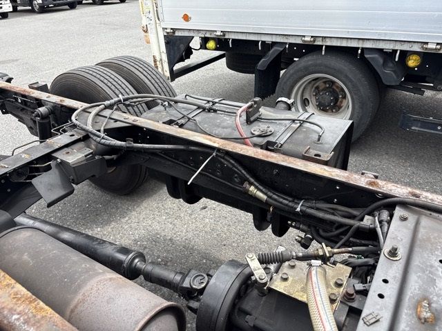 2005 Isuzu Elf シャーシ auction photo 13