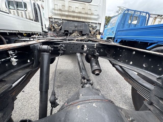 2005 Isuzu Elf シャーシ auction photo 15