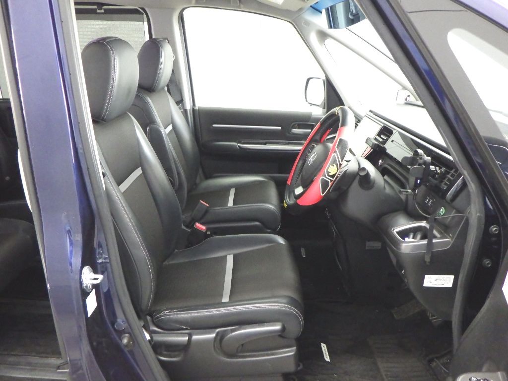 2021 Honda Stepwgn Cool Spirit Honda Sensing (7 seats) auction photo 6