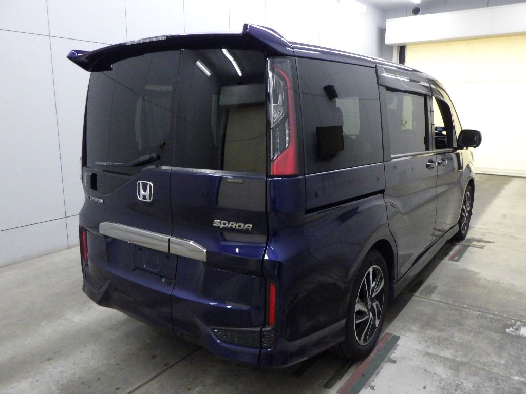 2021 Honda Stepwgn Cool Spirit Honda Sensing (7 seats) auction photo 2