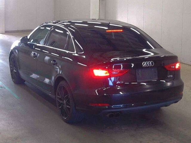 2015 Audi A3 Sedan 1.4TFSI auction photo 2