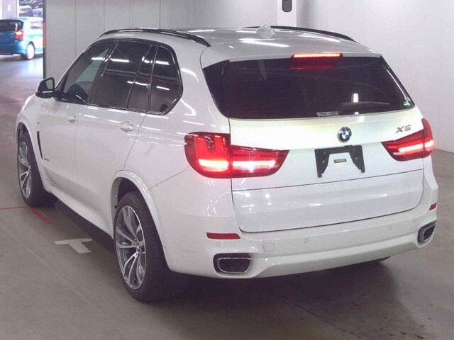 2017 BMW X5 XDRIV35D M Sport 4WD auction photo 2