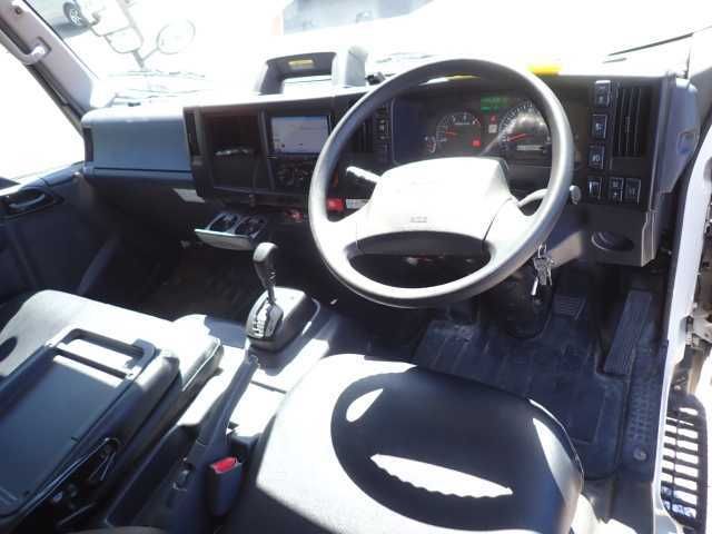 2023 Isuzu Elf 2.0t Aluminum Van with Power Gate auction photo 5