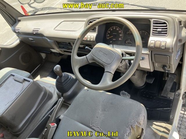 1997 Isuzu Elf 2トン トラック auction photo 3
