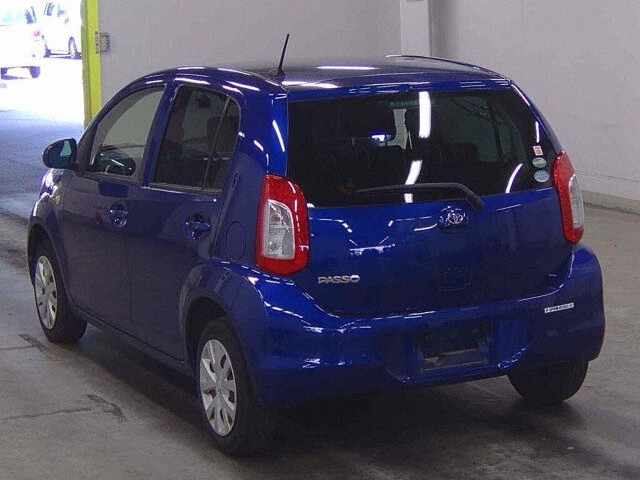 2015 Toyota Passo 1.0XLパッケ・キリリ auction photo 2