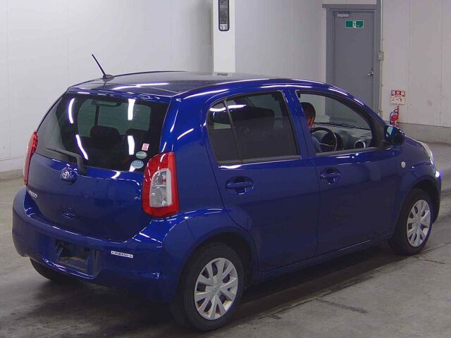 2015 Toyota Passo 1.0XLパッケ・キリリ auction photo 5