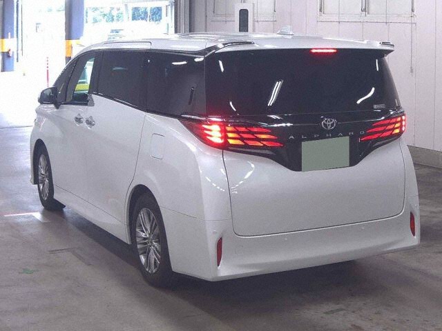 2025 Toyota Alphard Z auction photo 2