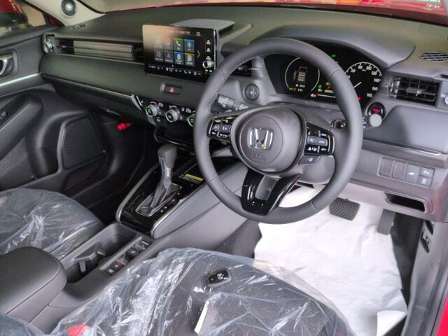 2026 Honda Vezel HV E:HEV Z auction photo 3