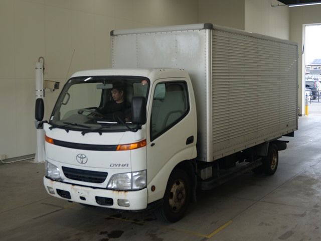 1999 Toyota Dyna アルミバン Japan auction vehicle