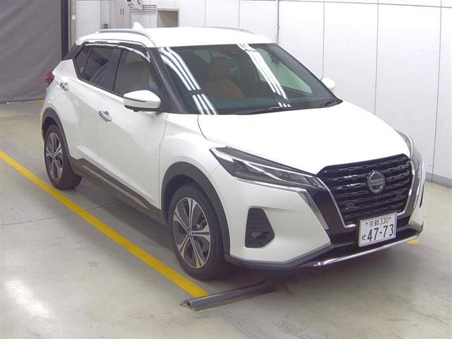 2022 Nissan Kicks X Two-Tone Interior Edition Japan auction vehicle