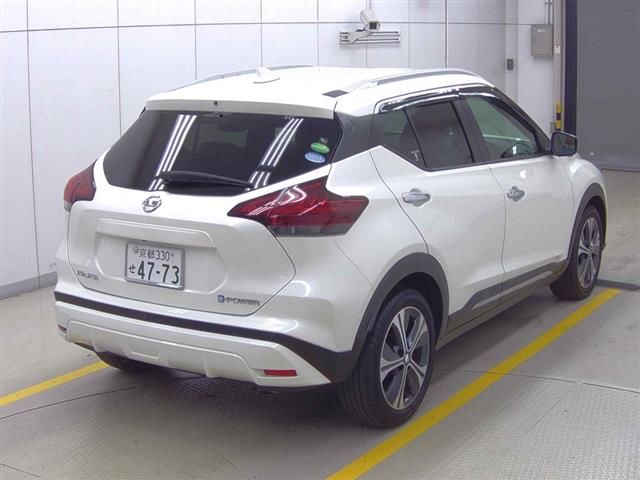 2022 Nissan Kicks X Two-Tone Interior Edition auction photo 4