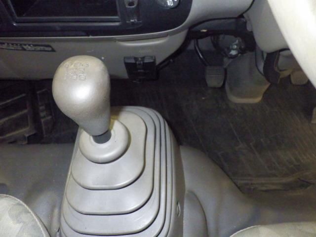 2007 Toyota Dyna Aerial work platform auction photo 8