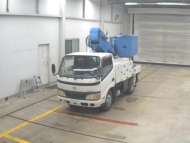Japan Auction Vehicles 10 2007 Toyota Dyna Aerial work platform auction photo