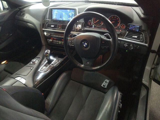 2012 BMW 6 Series 640i Coupe M Sport P auction photo 3