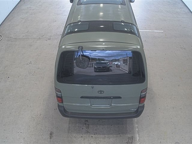 1997 Toyota Hiace auction photo 3