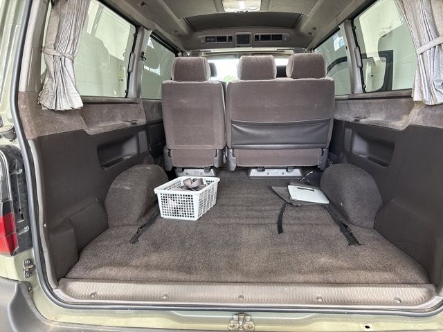1997 Toyota Hiace auction photo 12