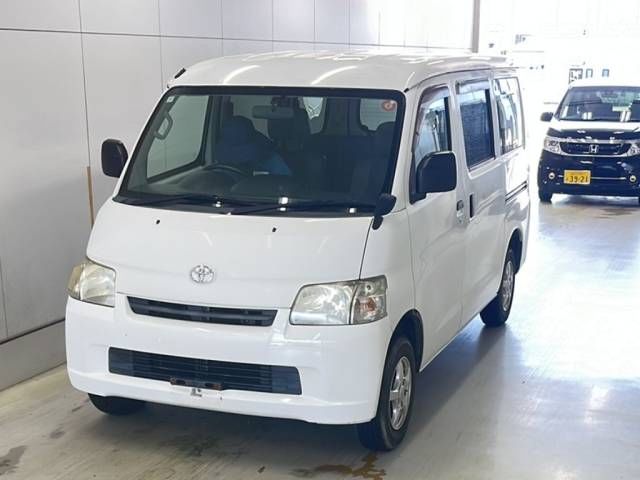 2016 Toyota LiteAce Van GL Japan auction vehicle