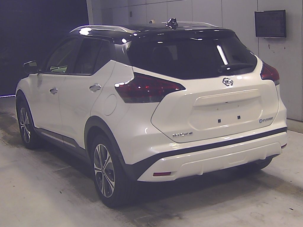 2021 Nissan Kicks X Two-Tone Interior Edition auction photo 5