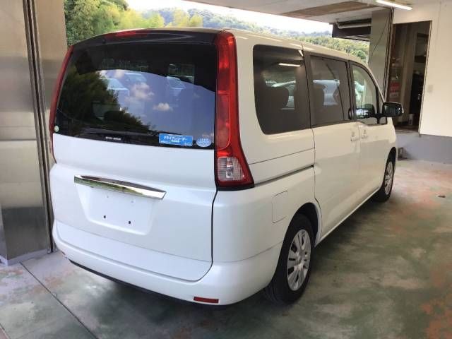 2010 Nissan Serena 20S Vセレクション auction photo 4