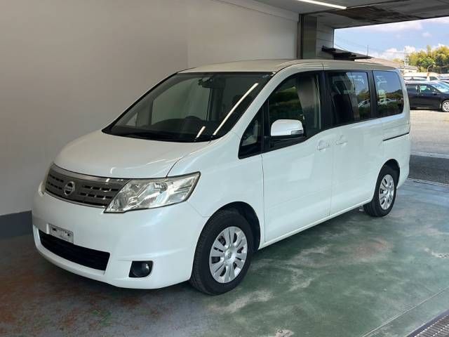 2010 Nissan Serena 20S Vセレクション Japan auction vehicle