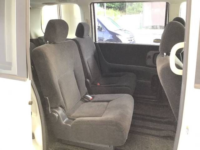 2010 Nissan Serena 20S Vセレクション auction photo 6