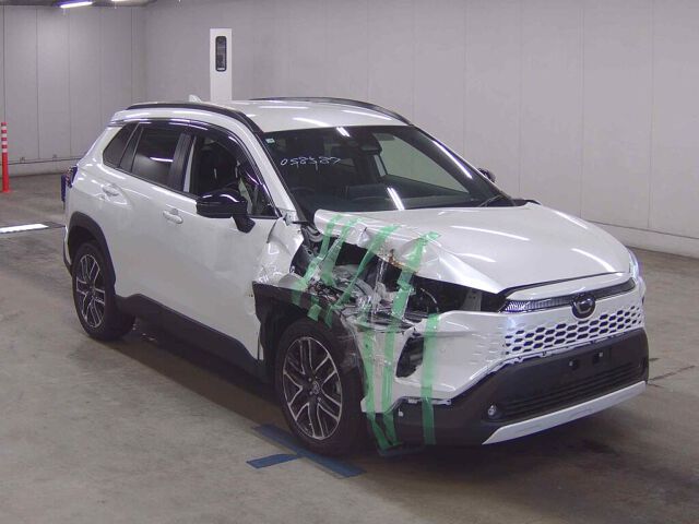 2025 Toyota Corolla Cross Hybrid Z Japan auction vehicle