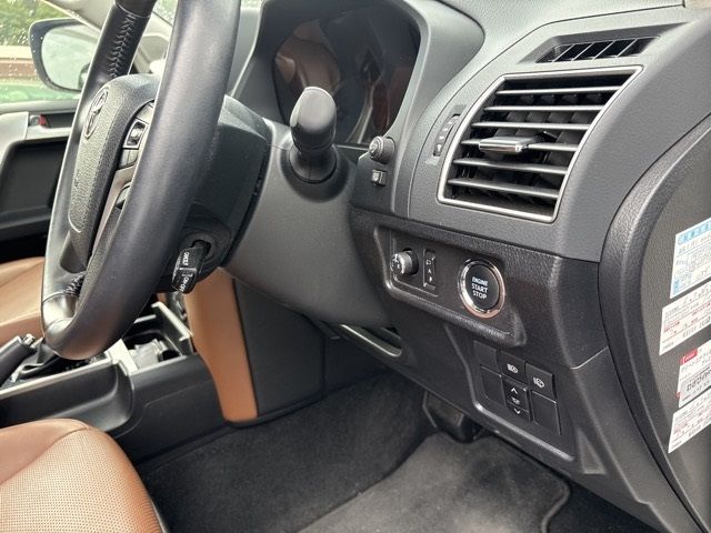 2021 Toyota ランクルプラド 4WD TX Lパッケージ auction photo 6