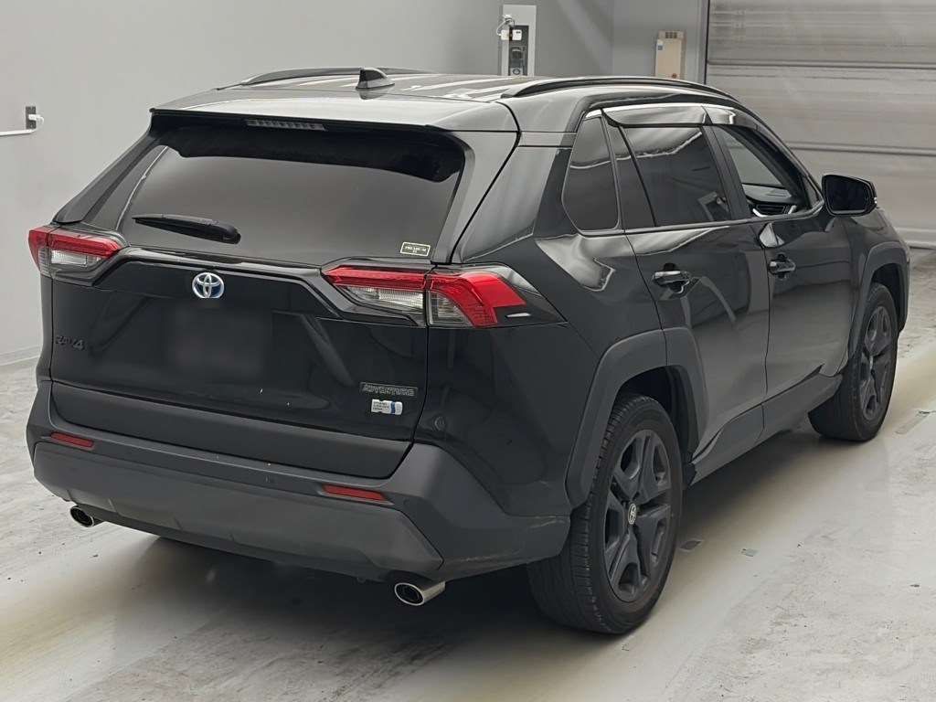 2022 Toyota RAV4 ハイブリッドアドベンチャ 4WD auction photo 2