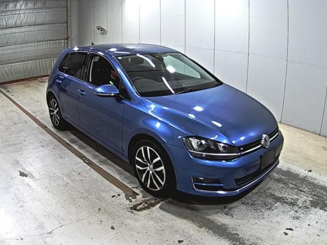 2017 Volkswagen ゴルフ TSIハイライン コネクト Japan auction vehicle
