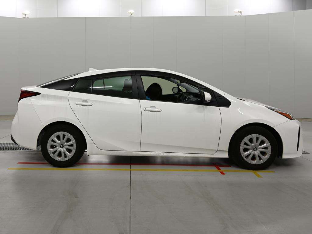 2021 Toyota Prius E auction photo 3