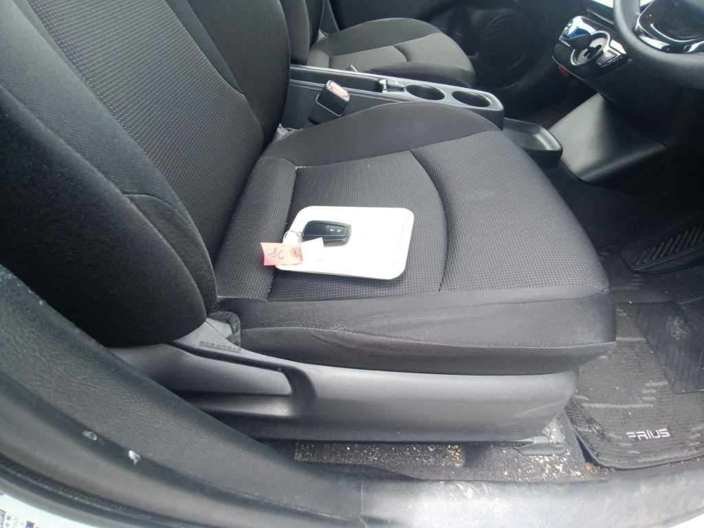 2021 Toyota Prius E auction photo 10