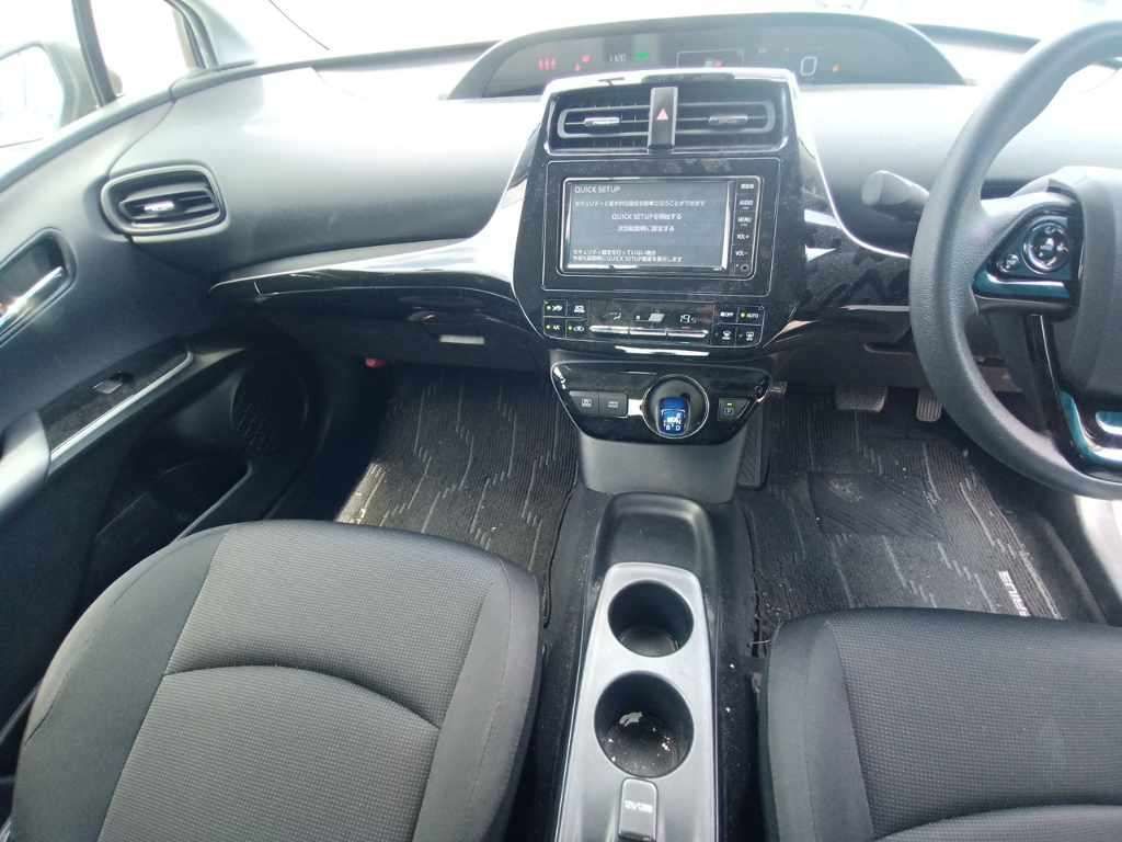 2021 Toyota Prius E auction photo 11