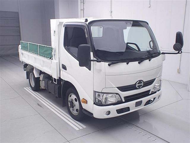 Japan Auction Vehicles 11 2019 Hino Dutro 4WD ダンプ auction photo