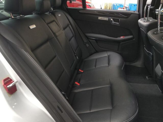 2011 Mercedes-Benz E-Class E250CGI AG125 auction photo 6