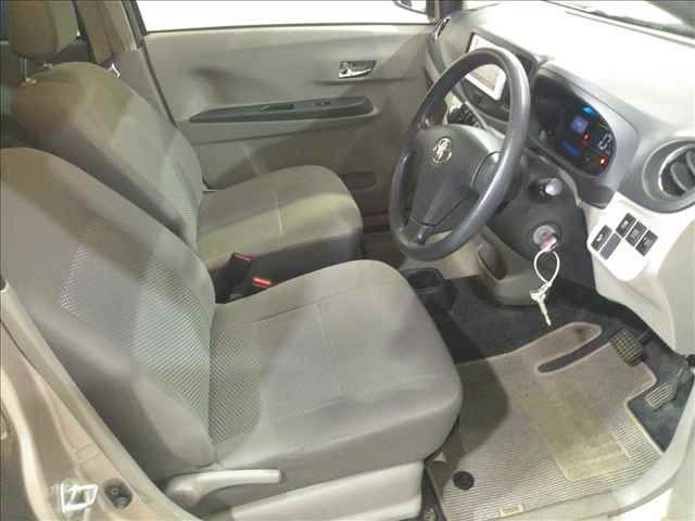 2014 Toyota Pixis Epoch 4WD Xf SA auction photo 3